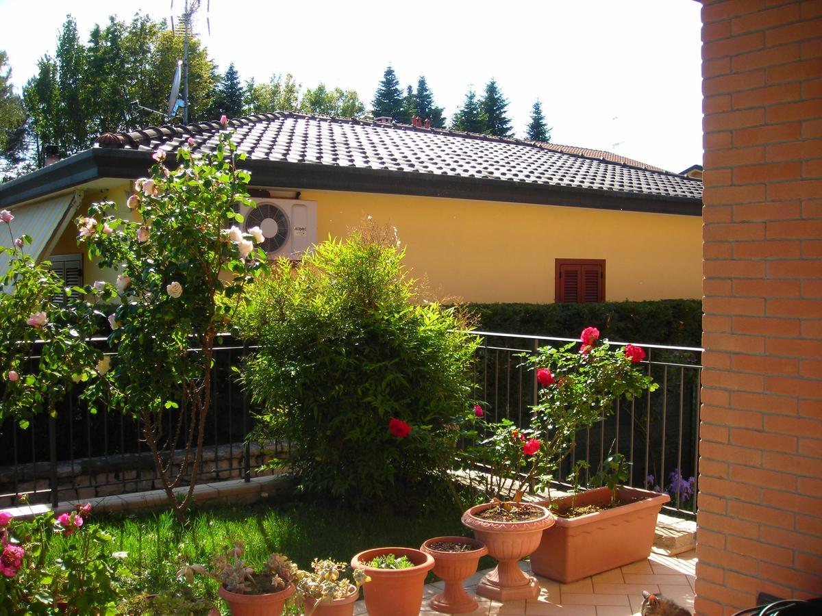 La Folaga Bed & Breakfast Gavirate Exterior foto