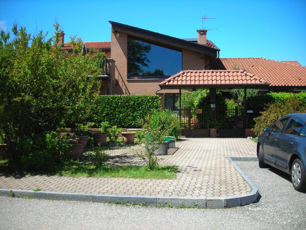 La Folaga Bed & Breakfast Gavirate Exterior foto