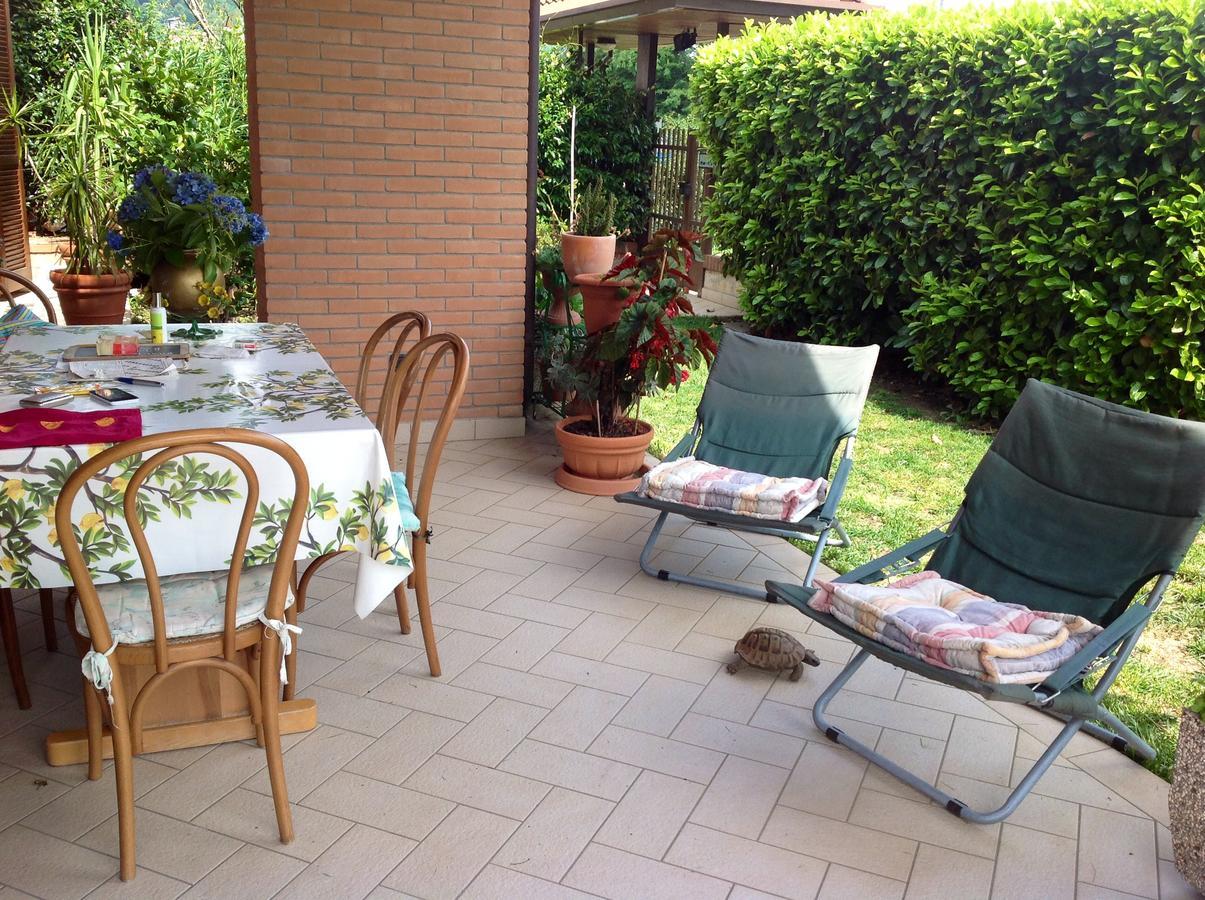 La Folaga Bed & Breakfast Gavirate Exterior foto